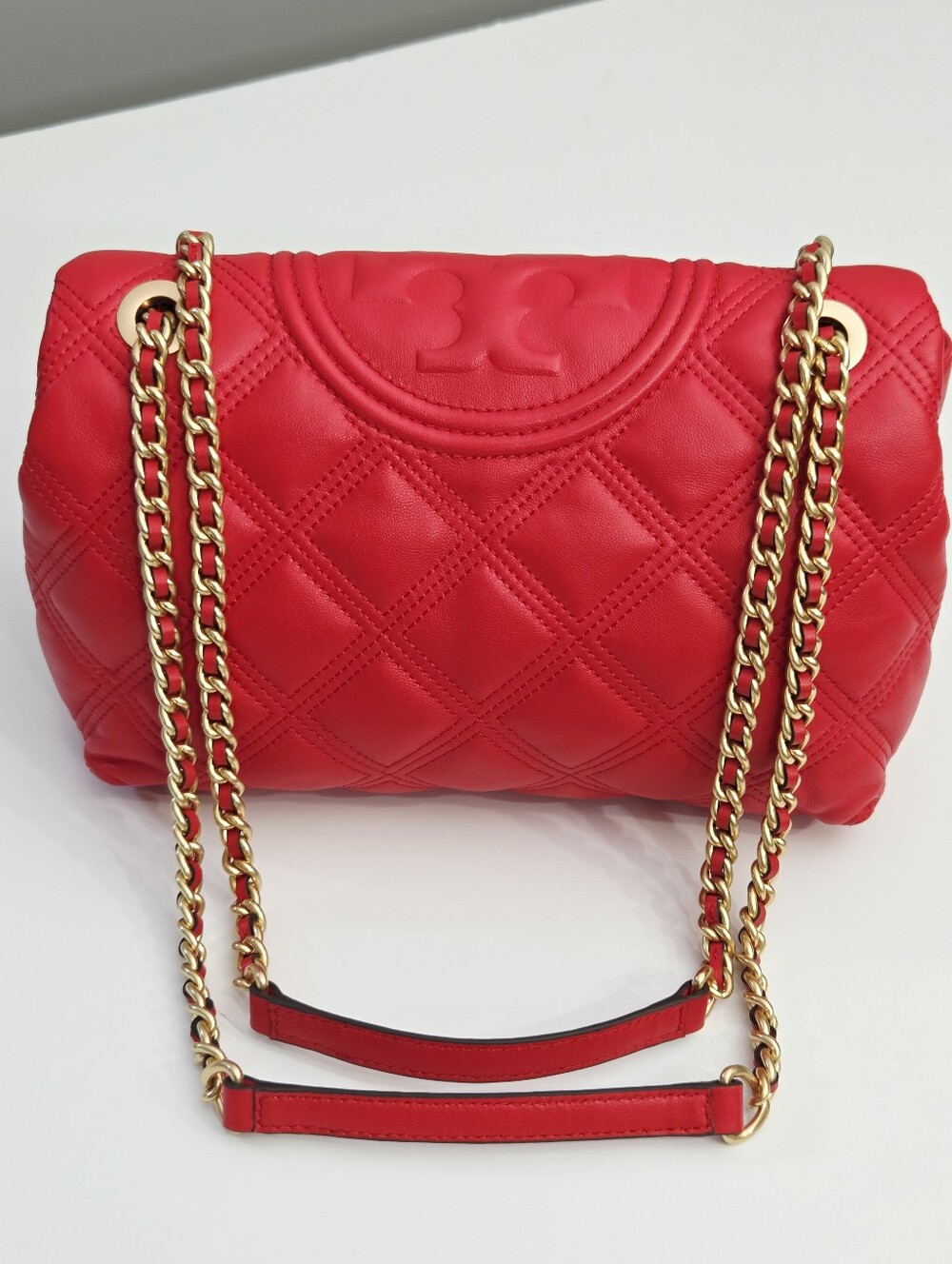 LIKE NEW TORY BURCH FLEMING SOFT CONVERTIBLE SHOULDER BAG - BRILLIANT RED - Picture 4 of 11